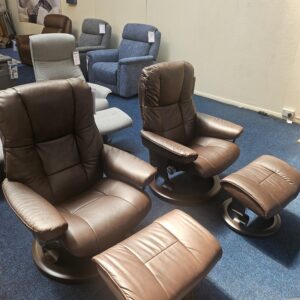 Mayfair Classic chair with footstool (medium) - Paloma Chocolate