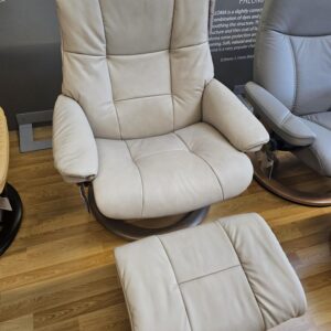 Mayfair Classic chair with footstool (large) - Paloma Fog and Smoked Oakl