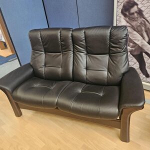 Buckingham 2 seater sofa in Stunning Paloma Black leather
