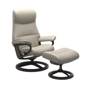 Philip Signature chair with footstool